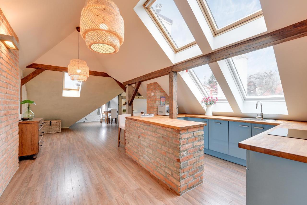 Grand Apartments - Wood Loft Apartment Sopot Buitenkant foto